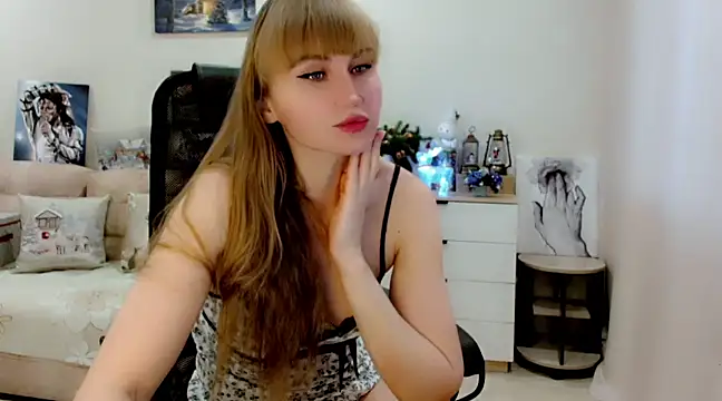 EveLove33 online show from 02/19/25, 05:05