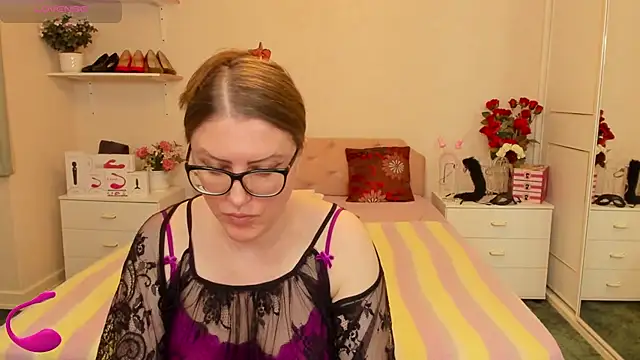 AmandamurX online show from 06/24/26, 01:32