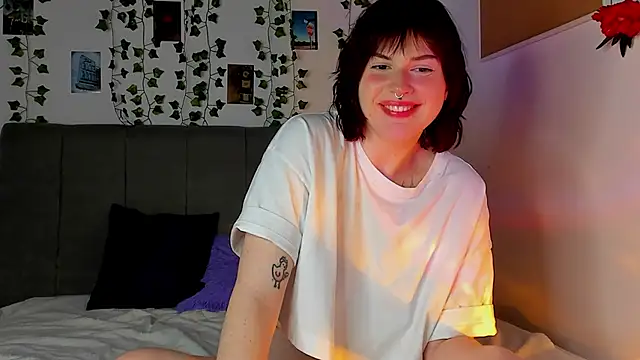 Snapshot of miss_Lizzy chatting on 12/06/24, 04:47 miss Lizzy online show from 12/06/24, 04:47