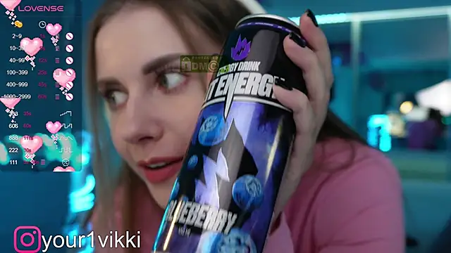 Snapshot of Vikki_Cheese chatting on 12/07/24, 01:36 Vikki Cheese online show from 12/07/24, 01:36