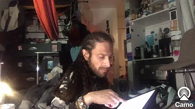 Snapshot of DownstairsSky chatting on 11/19/25, 11:38 DownstairsSky online show from 11/19/25, 11:38