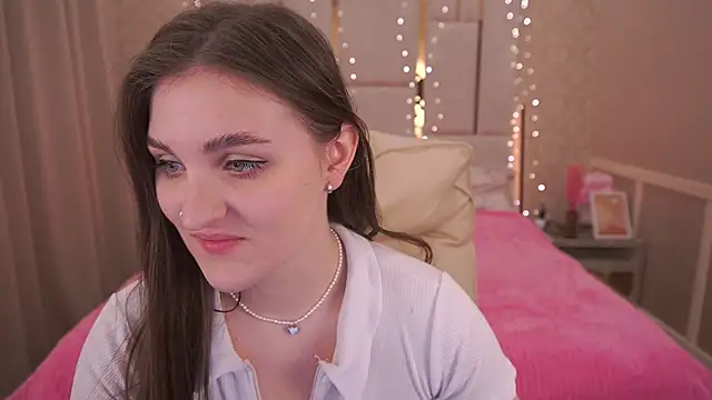 EmmyCharmm online show from 09/15/25, 05:51