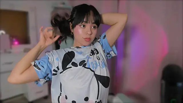 Olivia xd  online show from 03/06/25, 05:57