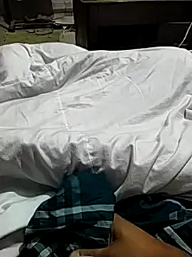 Snapshot of Niladri1410 chatting on 01/25/25, 04:57 Niladri1410 online show from 01/25/25, 04:57