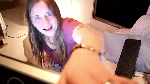 xxpixeyxx online show from 09/17/25, 03:52