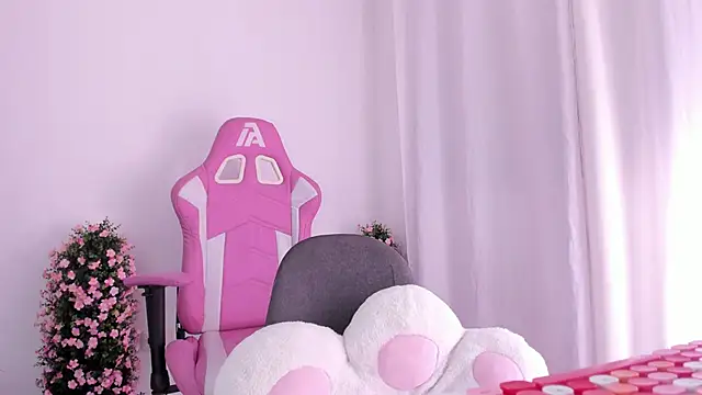 keissy rincon  online show from 10/11/25, 11:25