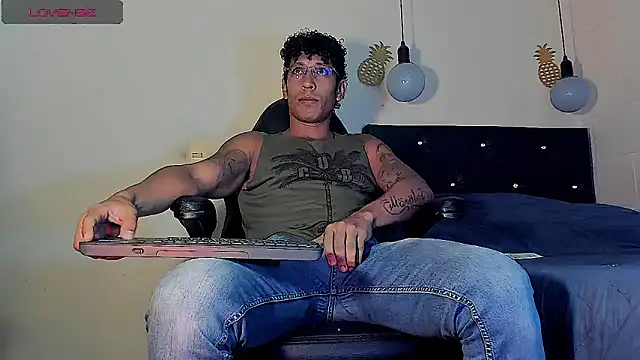 FuckHardlove online show from 03/08/25, 10:45