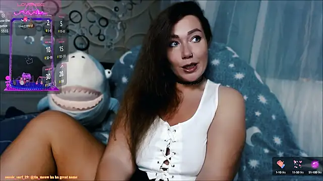 Snapshot of tia_meow chatting on 10/11/25, 10:52 tia meow online show from 10/11/25, 10:52