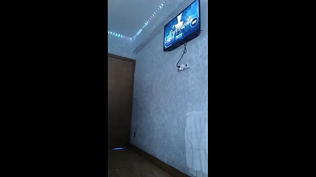 Latina BigBoobs online show from 04/22/26, 01:52