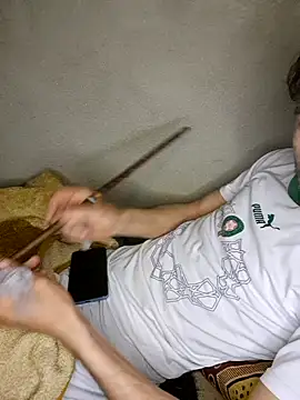 Snapshot of motanjer chatting on 03/14/26, 01:44 motanjer online show from 03/14/26, 01:44