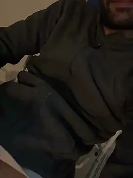 Snapshot of athenphysics chatting on 12/15/24, 07:57 athenphysics online show from 12/15/24, 07:57