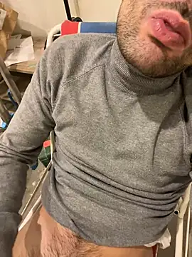 Snapshot of athenphysics chatting on 01/02/25, 09:07 athenphysics online show from 01/02/25, 09:07