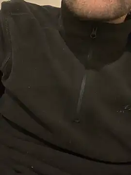 Snapshot of athenphysics chatting on 01/06/25, 07:56 athenphysics online show from 01/06/25, 07:56