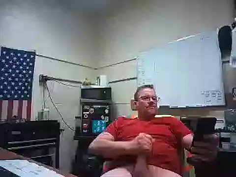 Snapshot of Cockrub1 chatting on 12/30/24, 05:13 Cockrub1 online show from 12/30/24, 05:13