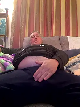 Snapshot of Russirayu chatting on 01/14/26, 06:02 Russirayu online show from 01/14/26, 06:02