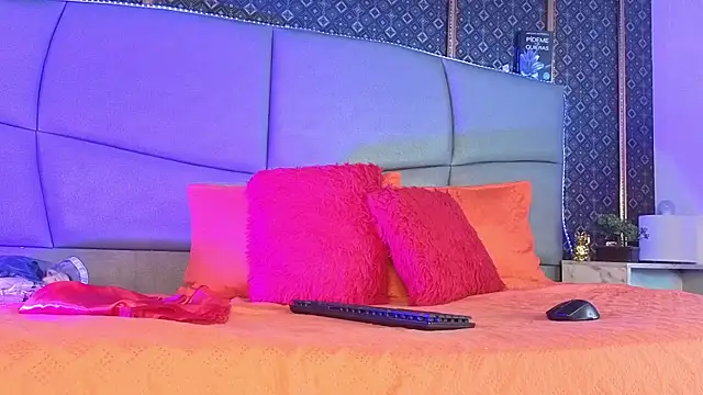 CandyQueenGold online show from 10/06/25, 06:49