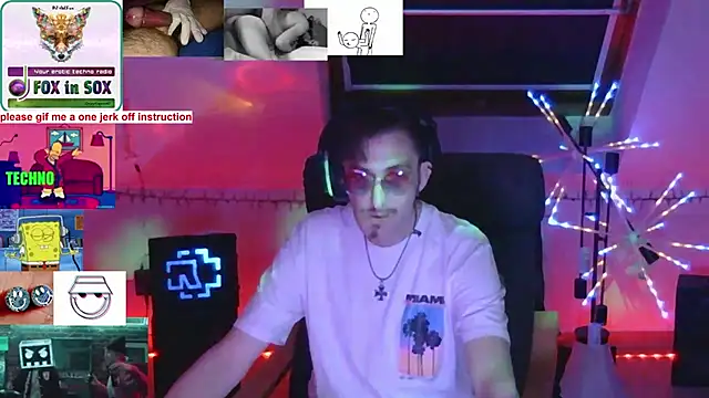 Snapshot of RevilO1180 chatting on 01/15/26, 04:28 RevilO1180 online show from 01/15/26, 04:28