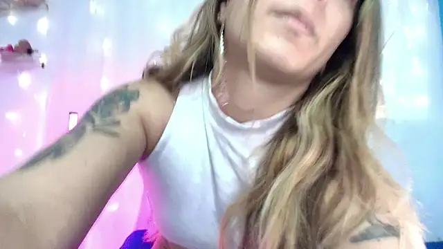 Natasha Wilde  online show from 12/28/24, 10:13