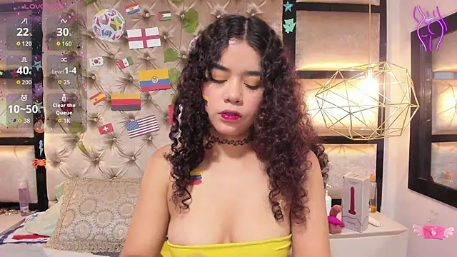 Snapshot of Angela_lovee chatting on 06/17/26, 12:50 Angela lovee online show from 06/17/26, 12:50