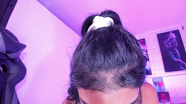 Alahia Rodriguez online show from 02/17/25, 07:42