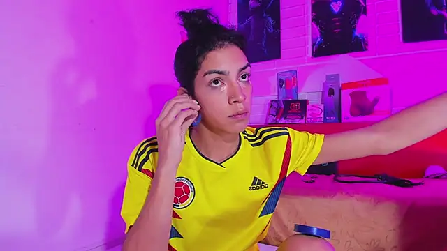 Alahia Rodriguez online show from 03/20/25, 12:43