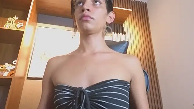 Alahia Rodriguez online show from 04/27/26, 08:07
