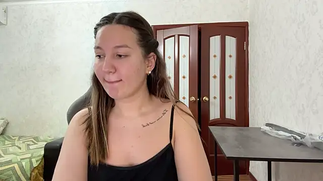 Snapshot of Nelly_Fischer chatting on 05/30/26, 11:07 Nelly Fischer online show from 05/30/26, 11:07
