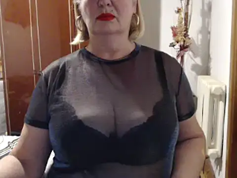 Secretfox online show from 10/10/25, 02:16