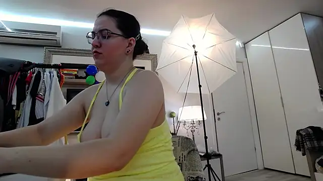 ILoveToFeelU online show from 03/04/25, 01:06