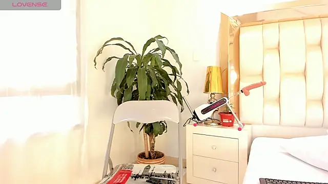 Snapshot of alana-then chatting on 01/25/25, 08:10 alana-then online show from 01/25/25, 08:10