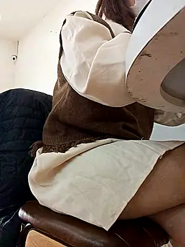 Snapshot of Michiko1 chatting on 12/19/25, 05:14 Michiko1 online show from 12/19/25, 05:14