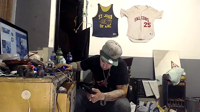 Snapshot of sledge901 chatting on 02/07/26, 10:08 sledge901 online show from 02/07/26, 10:08