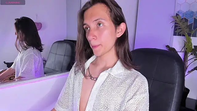 Snapshot of Feniix__ chatting on 02/09/25, 03:22 Feniix online show from 02/09/25, 03:22