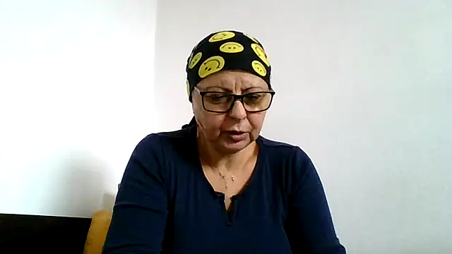 roseblak42 online show from 11/19/25, 09:42