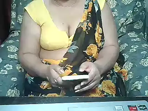 Snapshot of Punambhabisexy chatting on 03/02/25, 11:07 Punambhabisexy online show from 03/02/25, 11:07