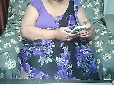 Snapshot of Punambhabisexy chatting on 03/17/25, 06:07 Punambhabisexy online show from 03/17/25, 06:07