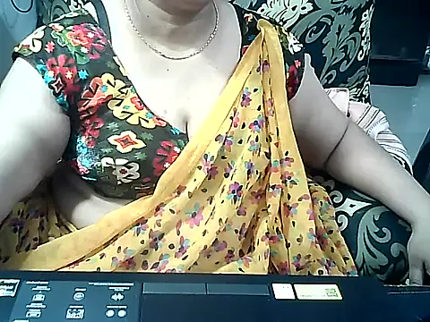 Snapshot of Punambhabisexy chatting on 10/01/25, 12:00 Punambhabisexy online show from 10/01/25, 12:00