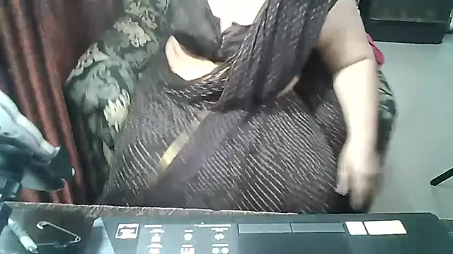 Snapshot of Punambhabisexy chatting on 12/03/25, 11:14 Punambhabisexy online show from 12/03/25, 11:14