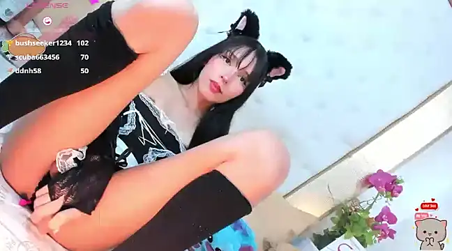 Snapshot of LolaMakenzie chatting on 02/15/25, 07:16 LolaMakenzie online show from 02/15/25, 07:16