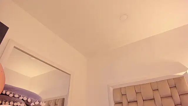 Snapshot of Megan_Leal1 chatting on 02/23/26, 03:59 Megan Leal1 online show from 02/23/26, 03:59