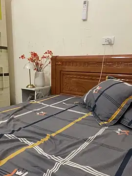 Ruby bear online show from 02/14/25, 10:28