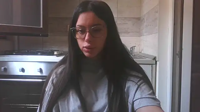 Snapshot of LovelyJulliette chatting on 05/11/26, 10:43 LovelyJulliette online show from 05/11/26, 10:43