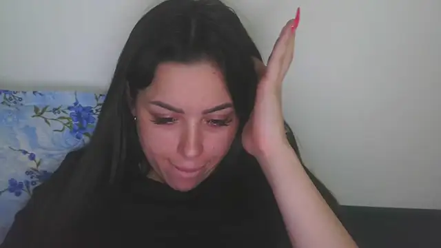 Snapshot of LovelyJulliette chatting on 05/11/26, 08:17 LovelyJulliette online show from 05/11/26, 08:17
