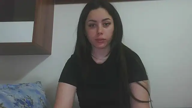 Snapshot of LovelyJulliette chatting on 05/12/26, 03:53 LovelyJulliette online show from 05/12/26, 03:53