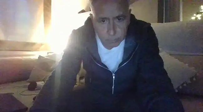 Snapshot of fransexdol chatting on 12/08/24, 05:22 fransexdol online show from 12/08/24, 05:22