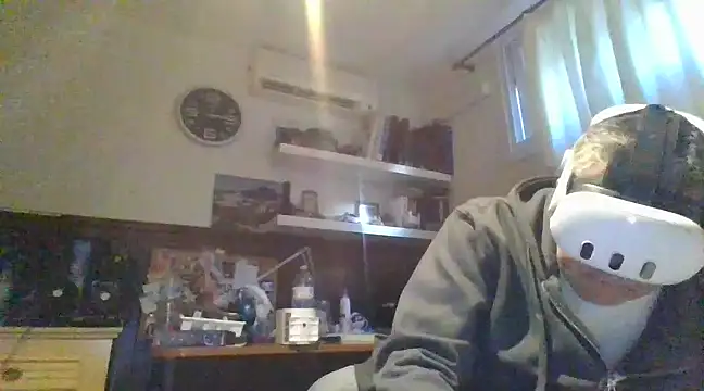 Snapshot of fransexdol chatting on 01/17/25, 02:50 fransexdol online show from 01/17/25, 02:50