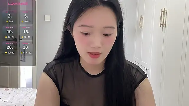 rose-u online show from 09/11/25, 01:49