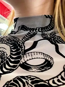 AmmyHot online show from 03/19/25, 07:18