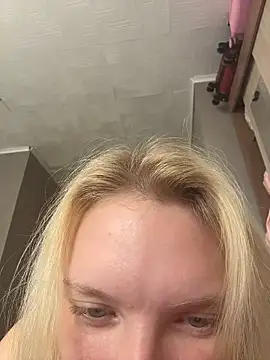 AmmyHot online show from 06/21/26, 04:04