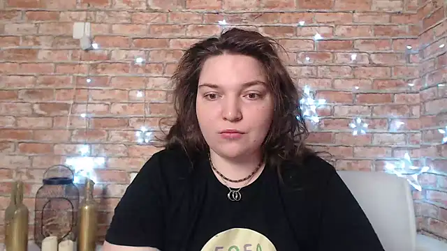 Amelia Kiss  online show from 01/25/25, 12:38